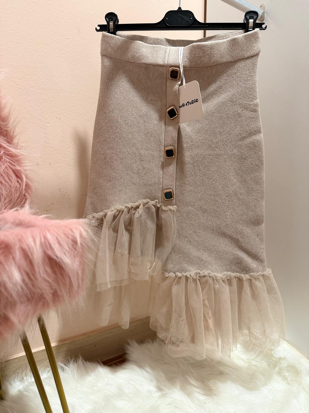 Gonna asimmetrica tulle vita alta con bottoni